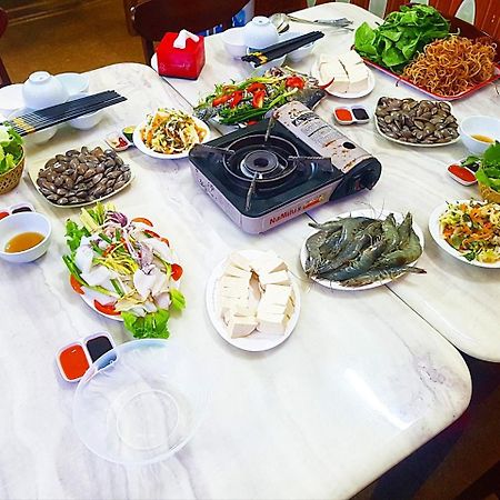 Nhà Nghỉ Việt Khanh Ha Long Esterno foto